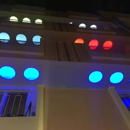 Hostel Sakura Φετιγιέ